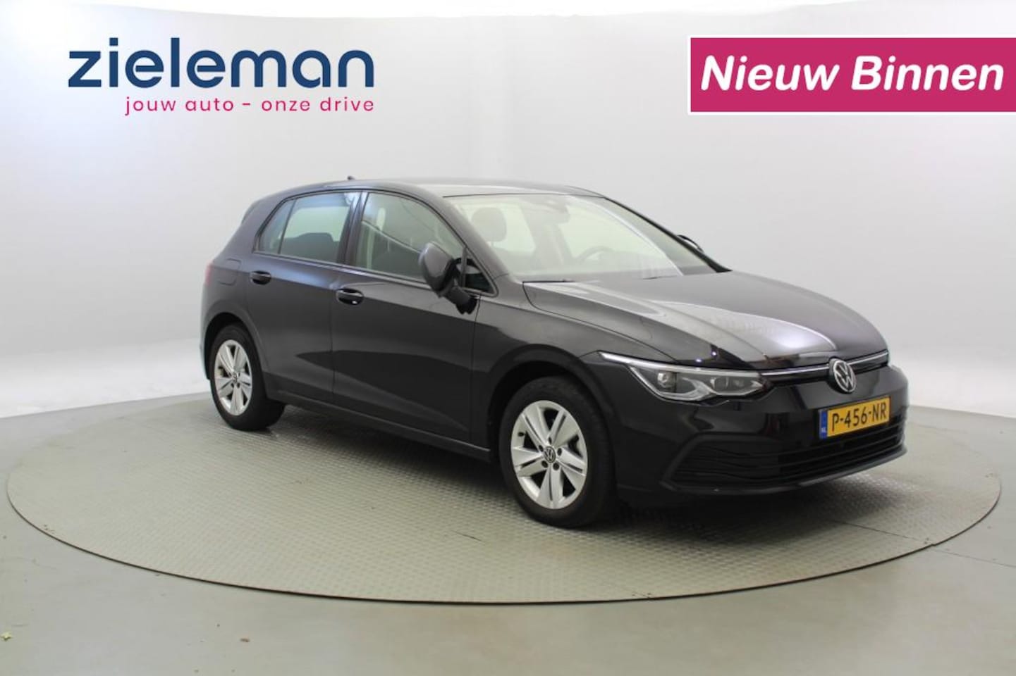 Volkswagen Golf - 2.0 TDI Life Business Automaat - Carplay, Digitaal Cockpit - AutoWereld.nl