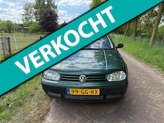 Volkswagen Golf - 1.6-16V Trendline