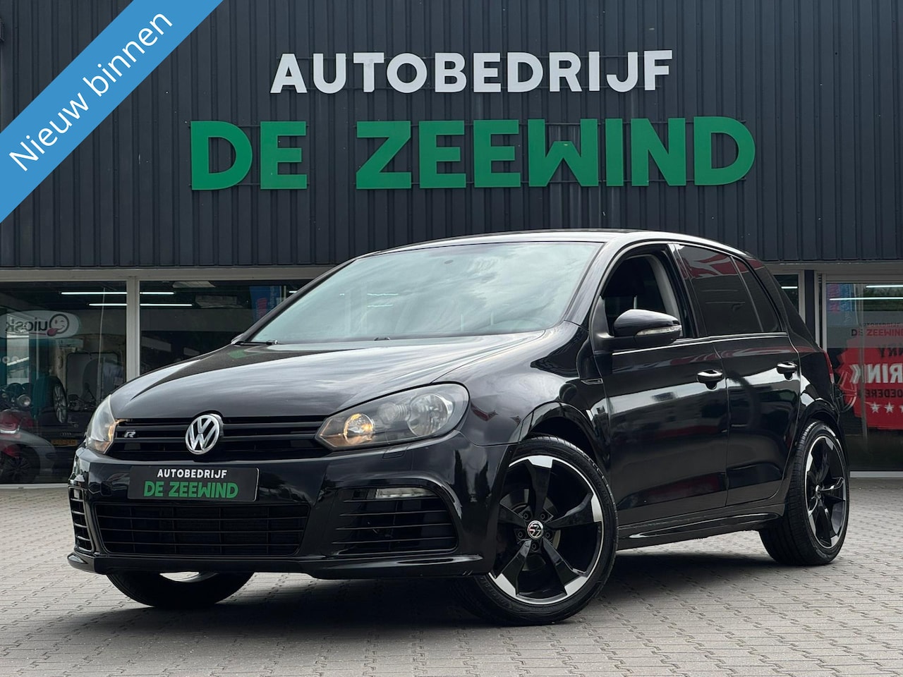 Volkswagen Golf - 1.4 R-Line|Apple carplay|Nieuw APK - AutoWereld.nl