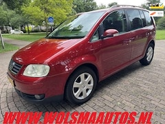 Volkswagen Touran - 2.0-16V FSI Highline