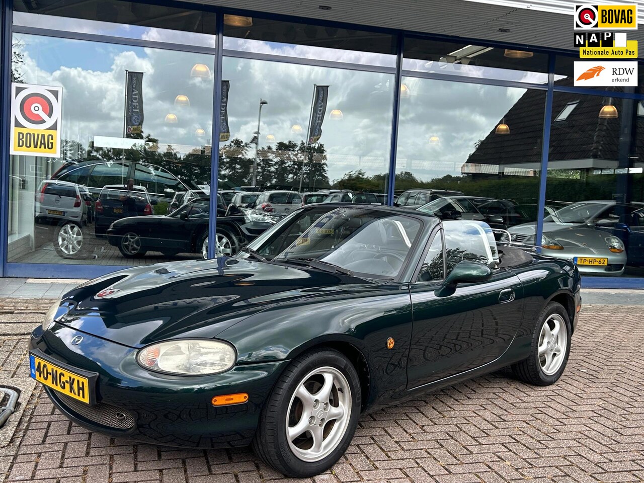 Mazda MX-5 - 1.6i Leer Airco Nieuw Dak Volledig Dealeronderhouden Windscherm Zeer Nette Staat! - AutoWereld.nl