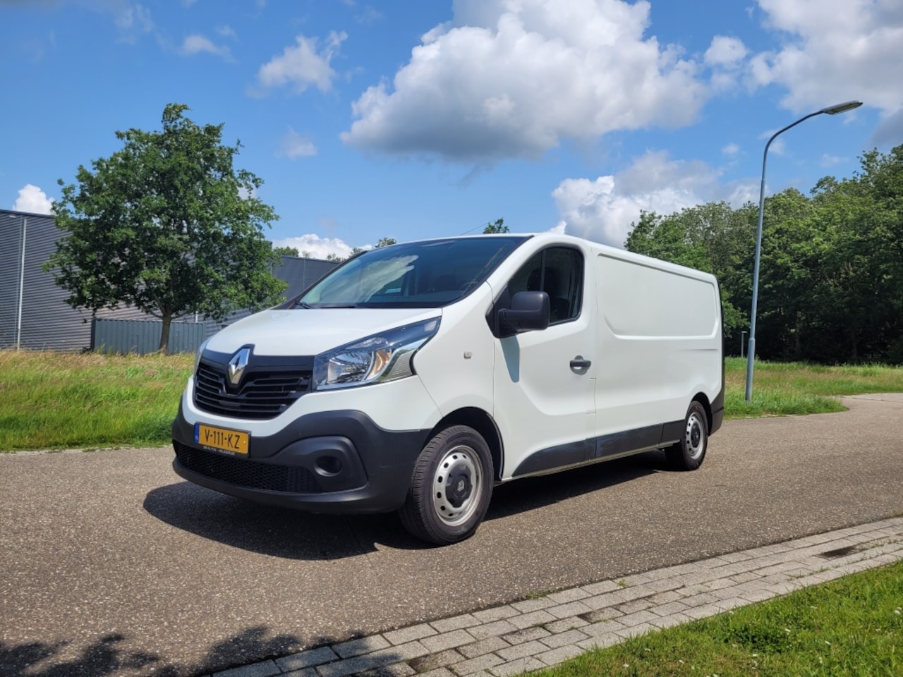 Renault Trafic - euro 6 1.6 dCi T29 L2H1 inrichting - AutoWereld.nl