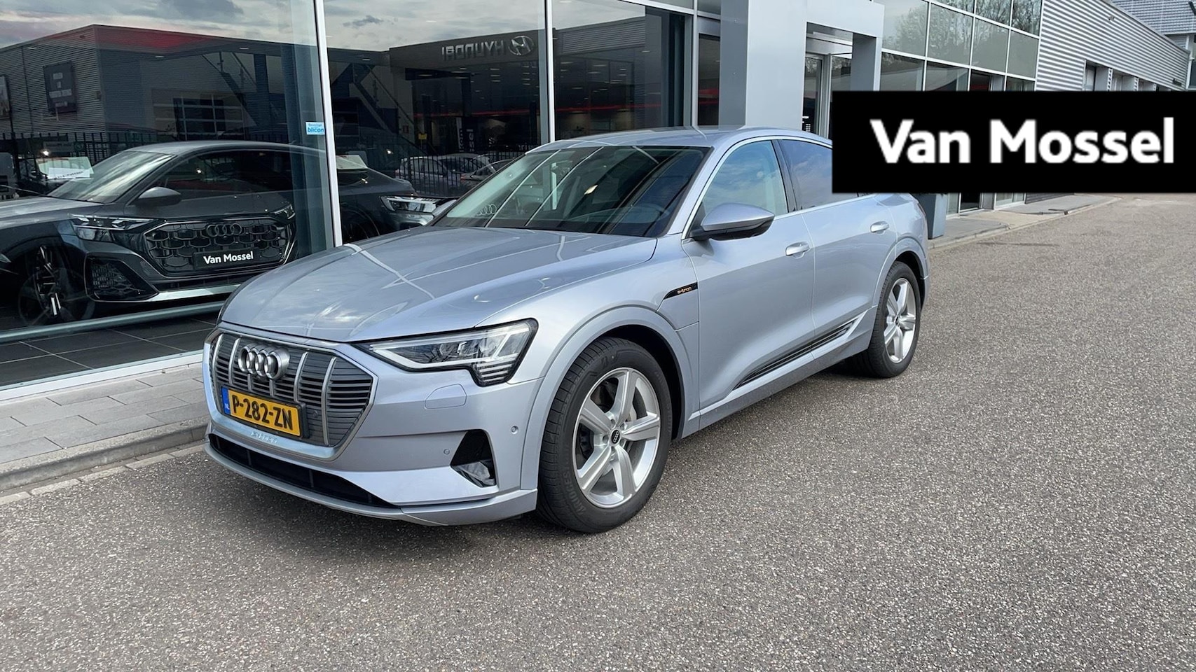 Audi e-tron Sportback - 55 quattro Advanced edition Plus 95 kWh | 360 graden camera | LED Matrix | Head-up display - AutoWereld.nl