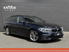 BMW 5-serie Touring - 520i High Executive | Panodak | Comfortleder | Camera | Adaptive LED |