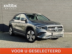 Mercedes-Benz GLA-Klasse - 180 Luxury Line | 360 Camera | Trekhaak | Sfeer |