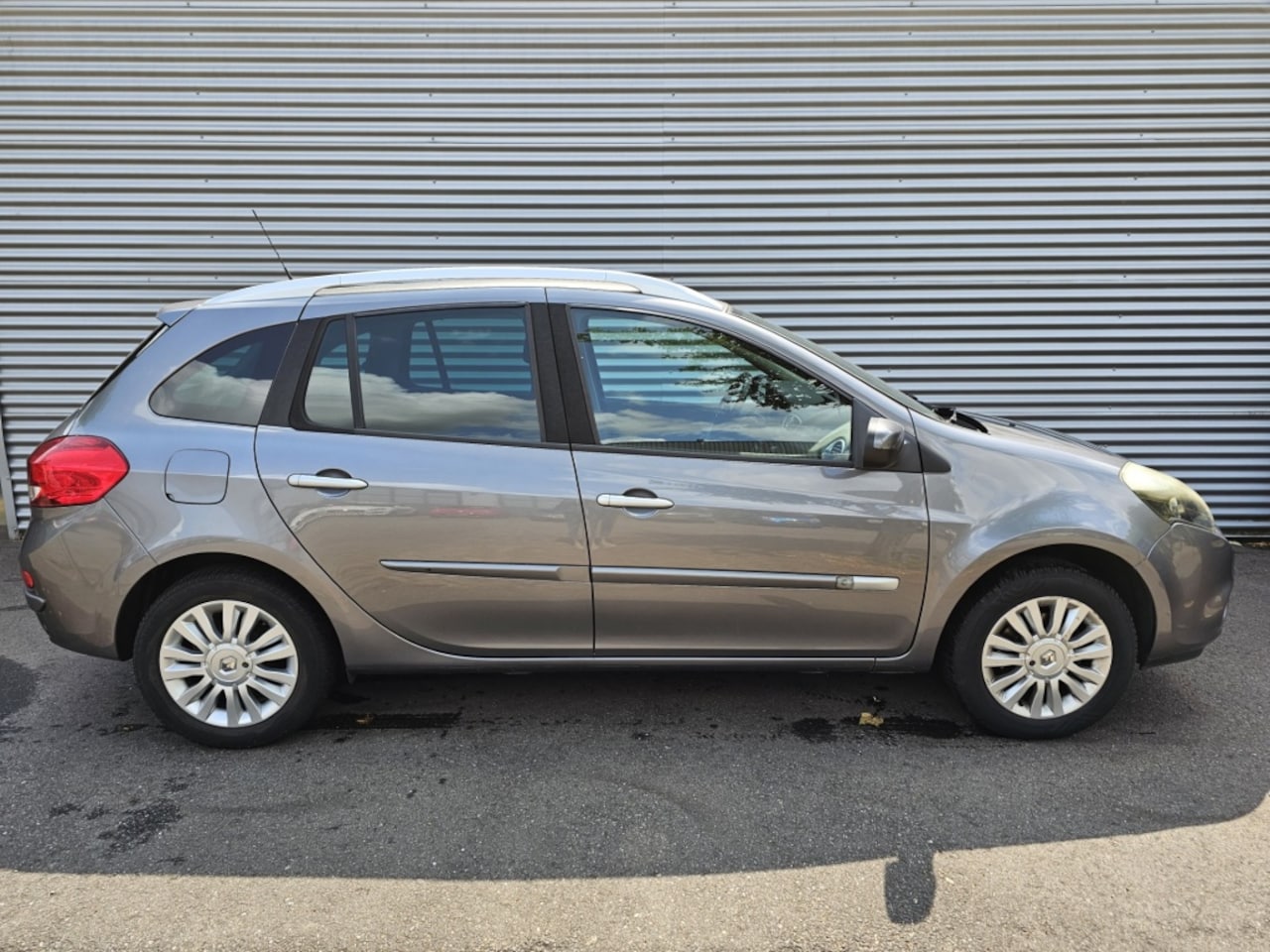 Renault Clio Estate - 1.2 TCE Collection 1.2 TCE Collection - AutoWereld.nl