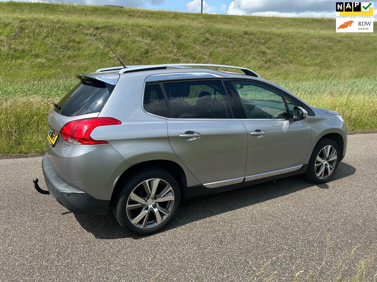 Peugeot 2008 - 1.2 PureTech Féline 1.2 PureTech Féline - AutoWereld.nl