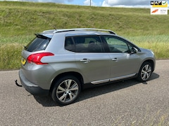 Peugeot 2008 - 1.2 PureTech Féline