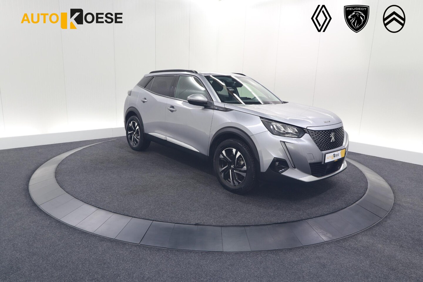 Peugeot e-2008 - EV GT 50 kWh | 3 Fase Laadfunctie | Camera | Navigatie | Parkeersensoren | Apple Carplay - AutoWereld.nl