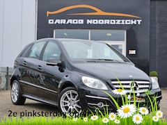 Mercedes-Benz B-klasse - 200 SPORT PAKKET AUTOMAAT|NAVIGATIE|CRUISE CONTROL|XENON|LEDER|PDC VOOR&ACHTER|17 INCH Maa