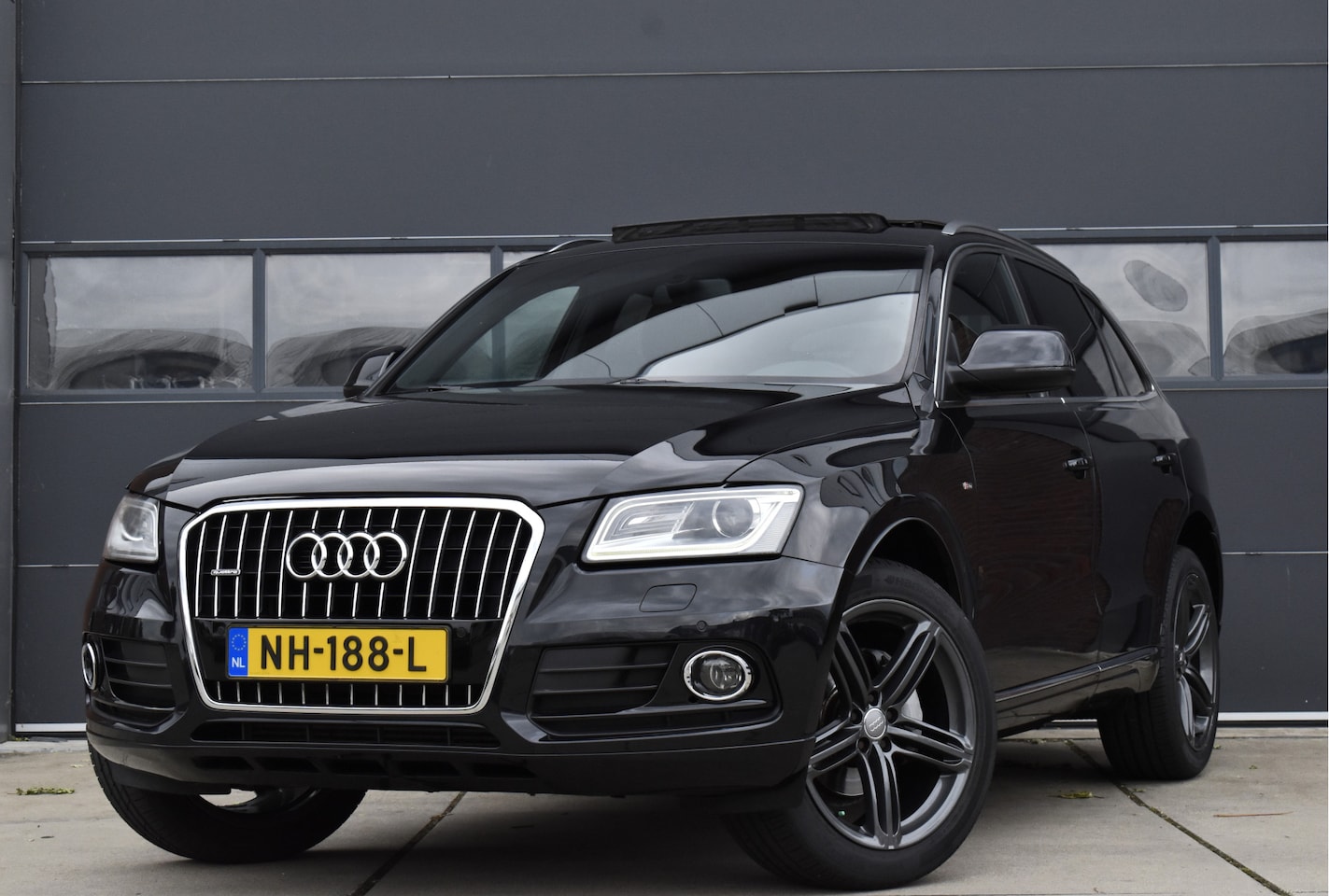 Audi Q5 - 2.0 TFSI quattro S Edition Pano - Navi -  Led - Cruise - Clima - AutoWereld.nl
