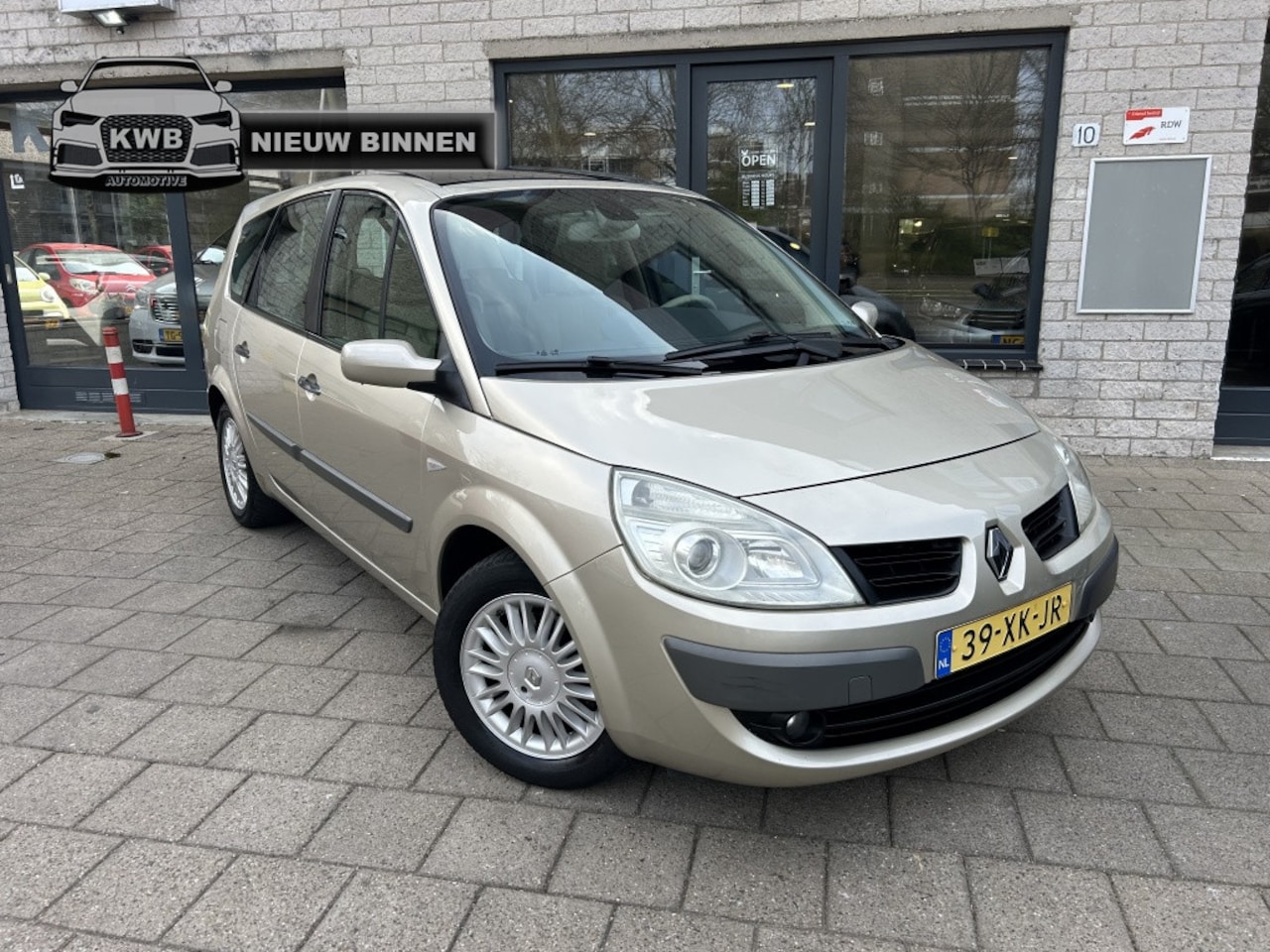 Renault Grand Scénic - 2.0-16V Privilège leer panorma apk onderhoud - AutoWereld.nl