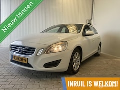 Volvo V60 - 1.6 T4 Summum // AUTOMAAT// APK // NAP//