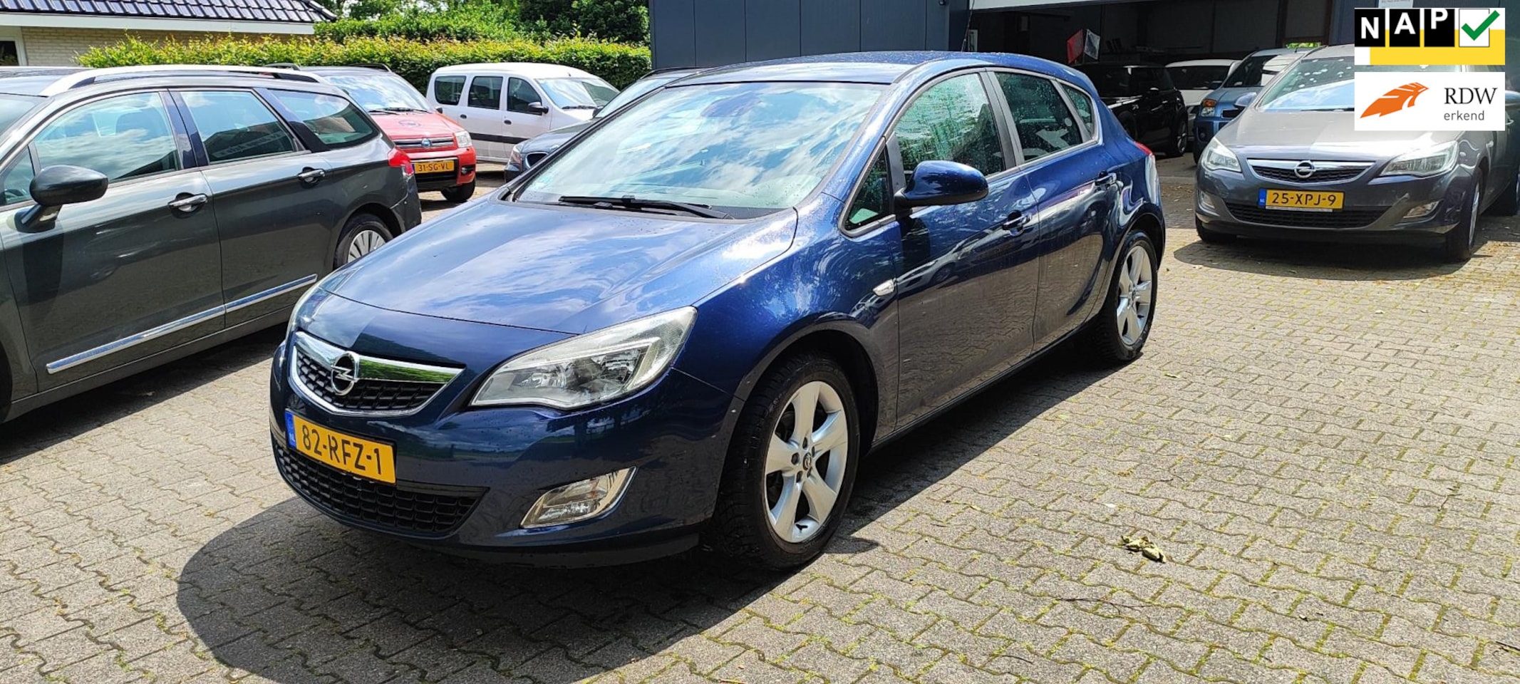 Opel Astra - 1.4 Turbo Edition bj 2011 airco - AutoWereld.nl