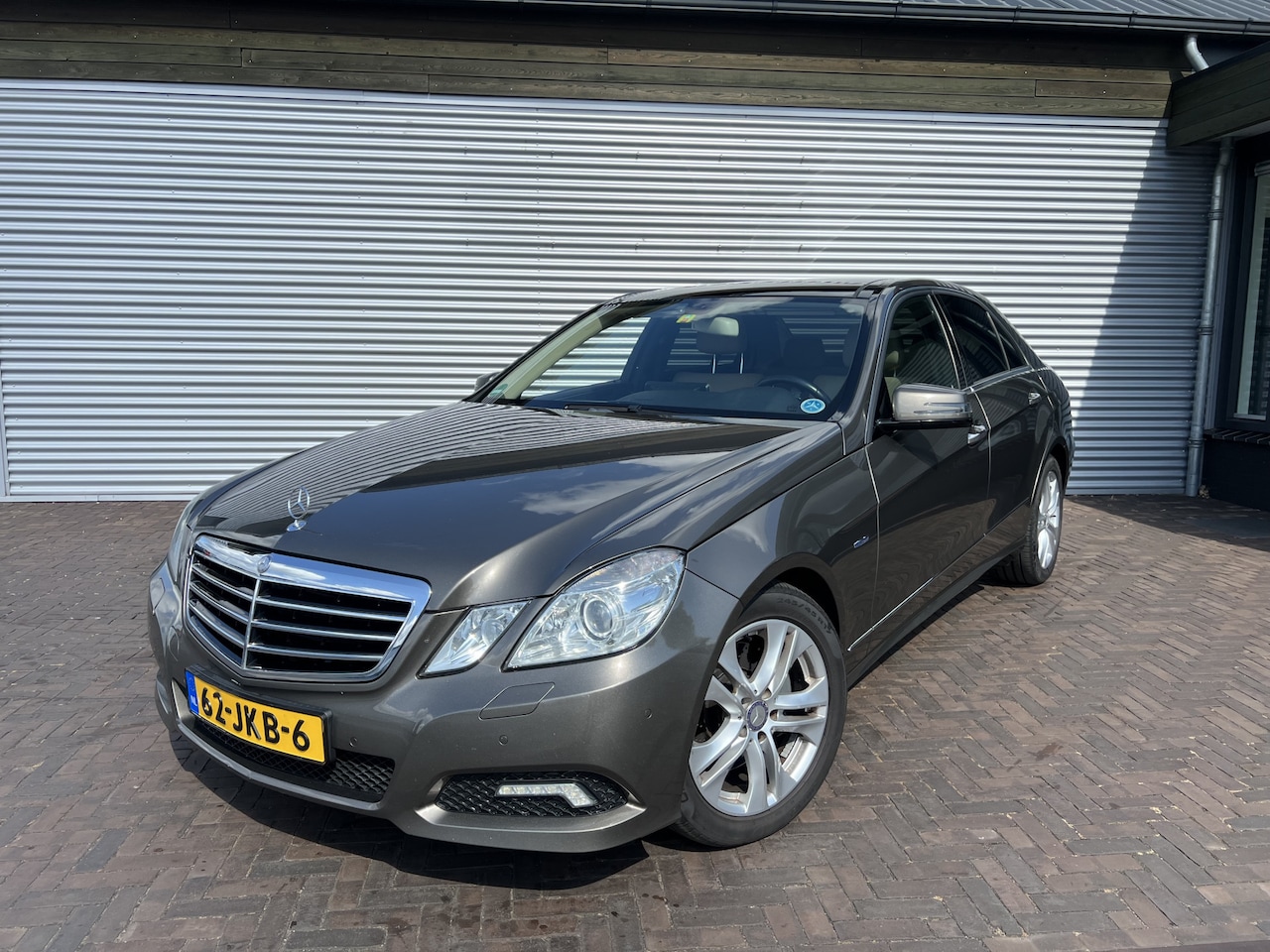 Mercedes-Benz E-klasse - 350 CGI Avantgarde panoramadak - AutoWereld.nl