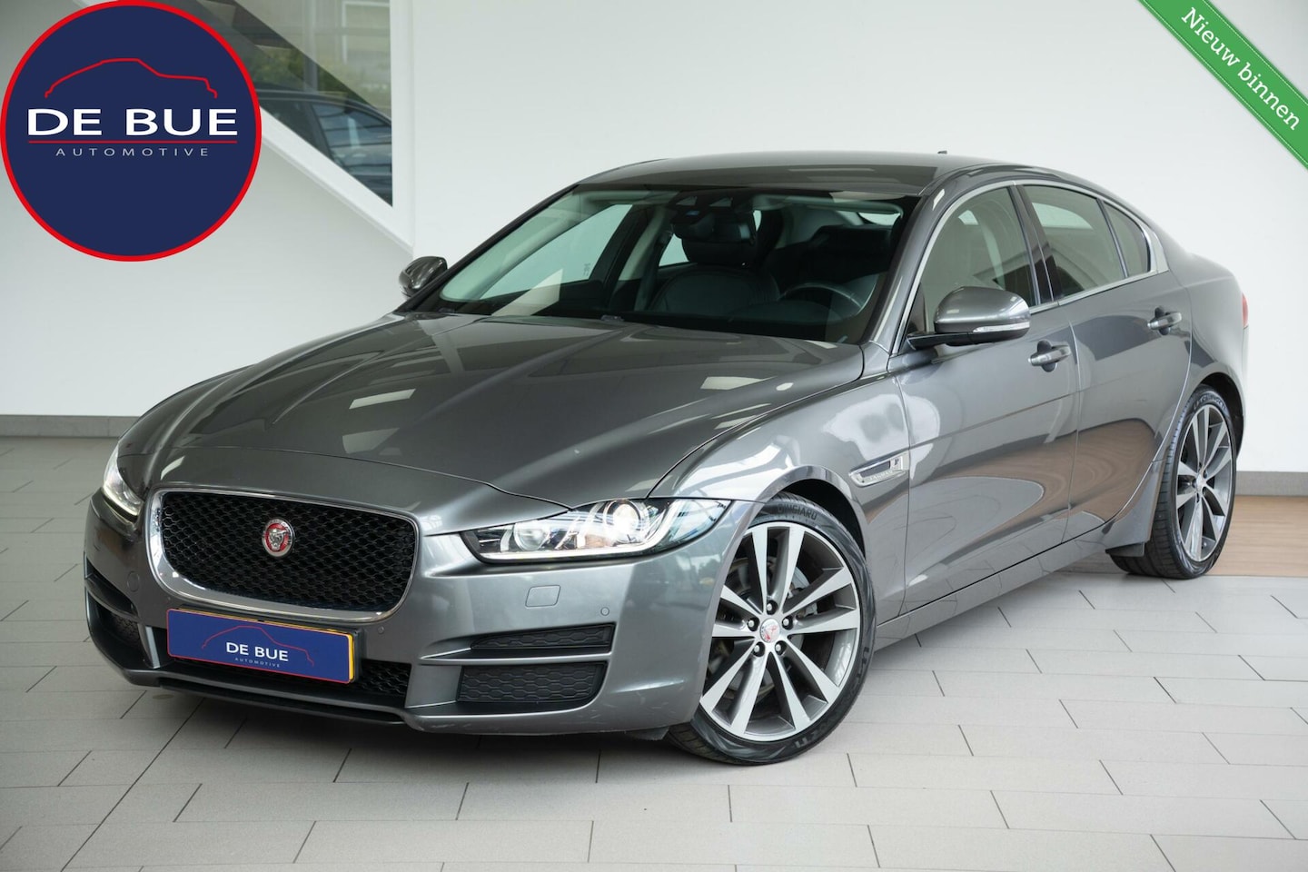Jaguar XE - 2.0 D Portfolio|2e Eig|Automaat|Leder|Xenon|Camera|Dealer Onderhouden - AutoWereld.nl
