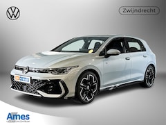 Volkswagen Golf - 1.5 eTSI R-Line / 18 inch lichtmetaal / Assistance Pakket / Matrix-ledkoplampen / Verwarmb