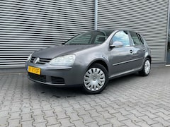 Volkswagen Golf - Golf 1.6 16V FSI Comfortline 3 h 2003 11 2007 10