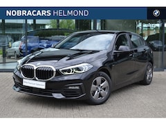 BMW 1-serie - 118i Executive / Multifunctioneel stuurwiel / PDC / Airconditioning / Cruise Control / PDC
