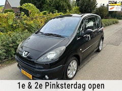 Peugeot 1007 - 1.4-16V Sesam Sporty