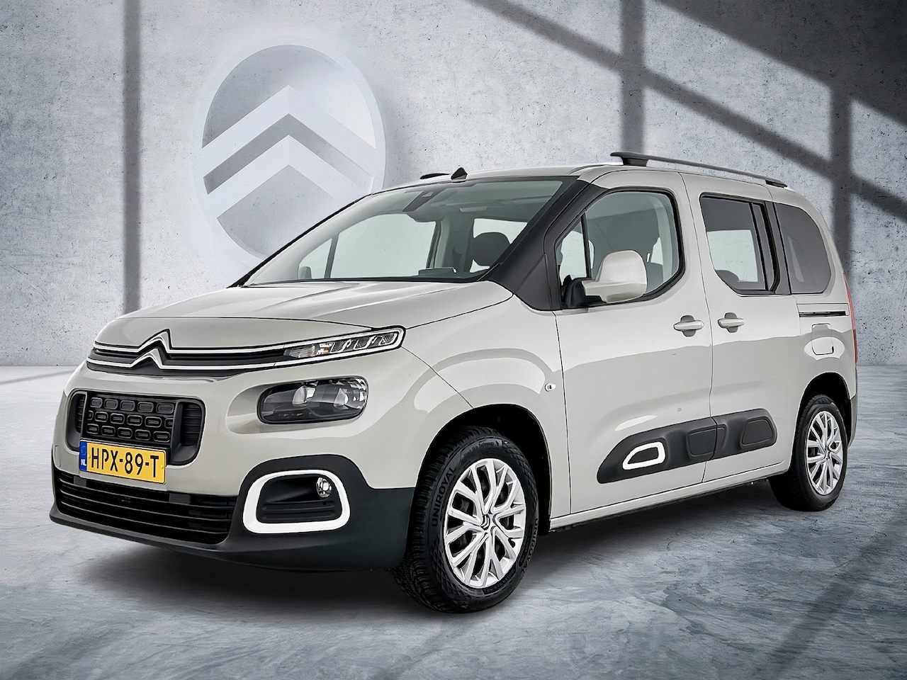 Citroën Berlingo - 110 PK Feel | Apple carplay, andoid auto | Parkeersensoren achter | - AutoWereld.nl