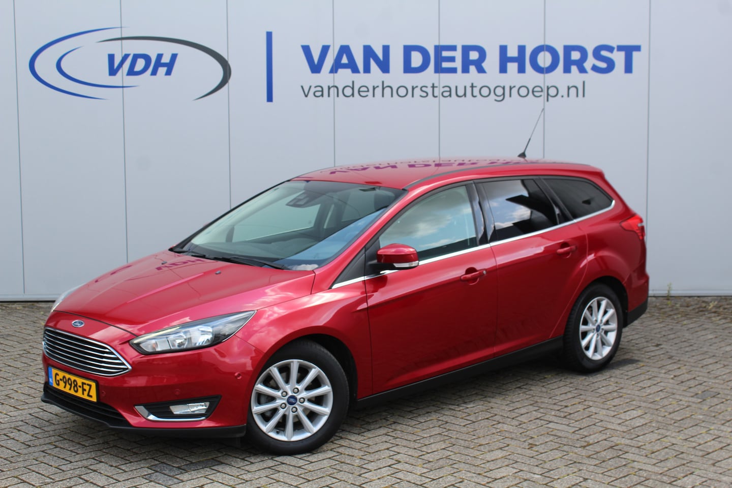 Ford Focus Wagon - 1.0 Titanium Edition 1.0 Titanium Edition , 125pk Climate control , Navigatie , Cruise control , LED dagrijverl - AutoWereld.nl