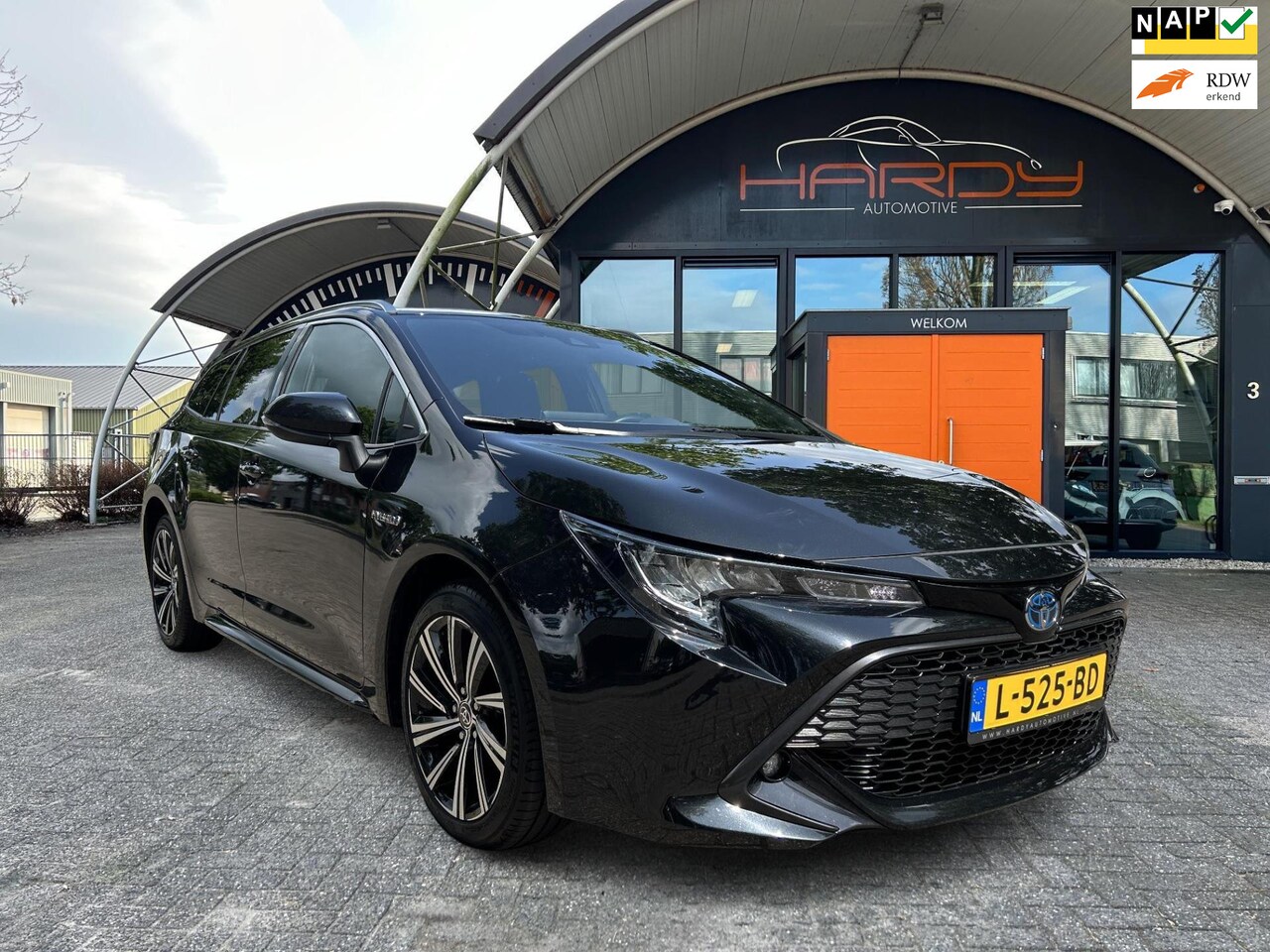 Toyota Corolla Touring Sports - 1.8 Hybrid Dynamic Trekhaak 100% Dealer Onderhouden 1e Eigenaar - AutoWereld.nl