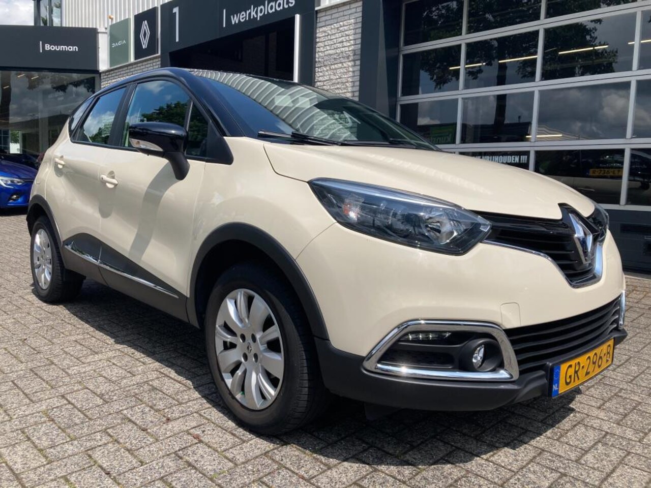 Renault Captur - 0.9 TCe Expression 0.9 TCe Expression - AutoWereld.nl
