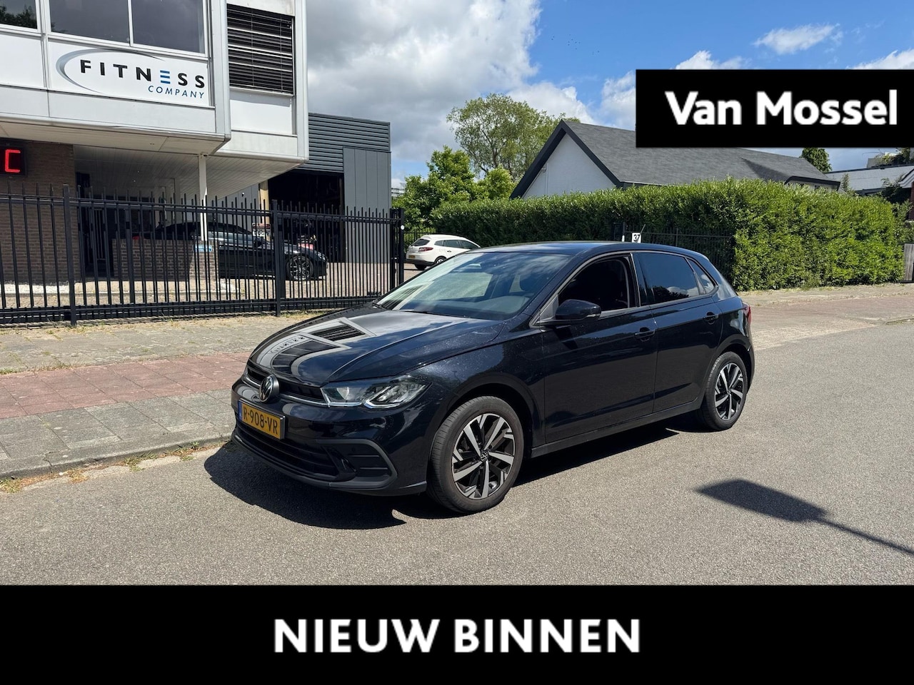 Volkswagen Polo - 1.0 TSI Life Business Automaat | Panorama Schuif / Kanteldak | Stoelverwarming | Navigaite - AutoWereld.nl