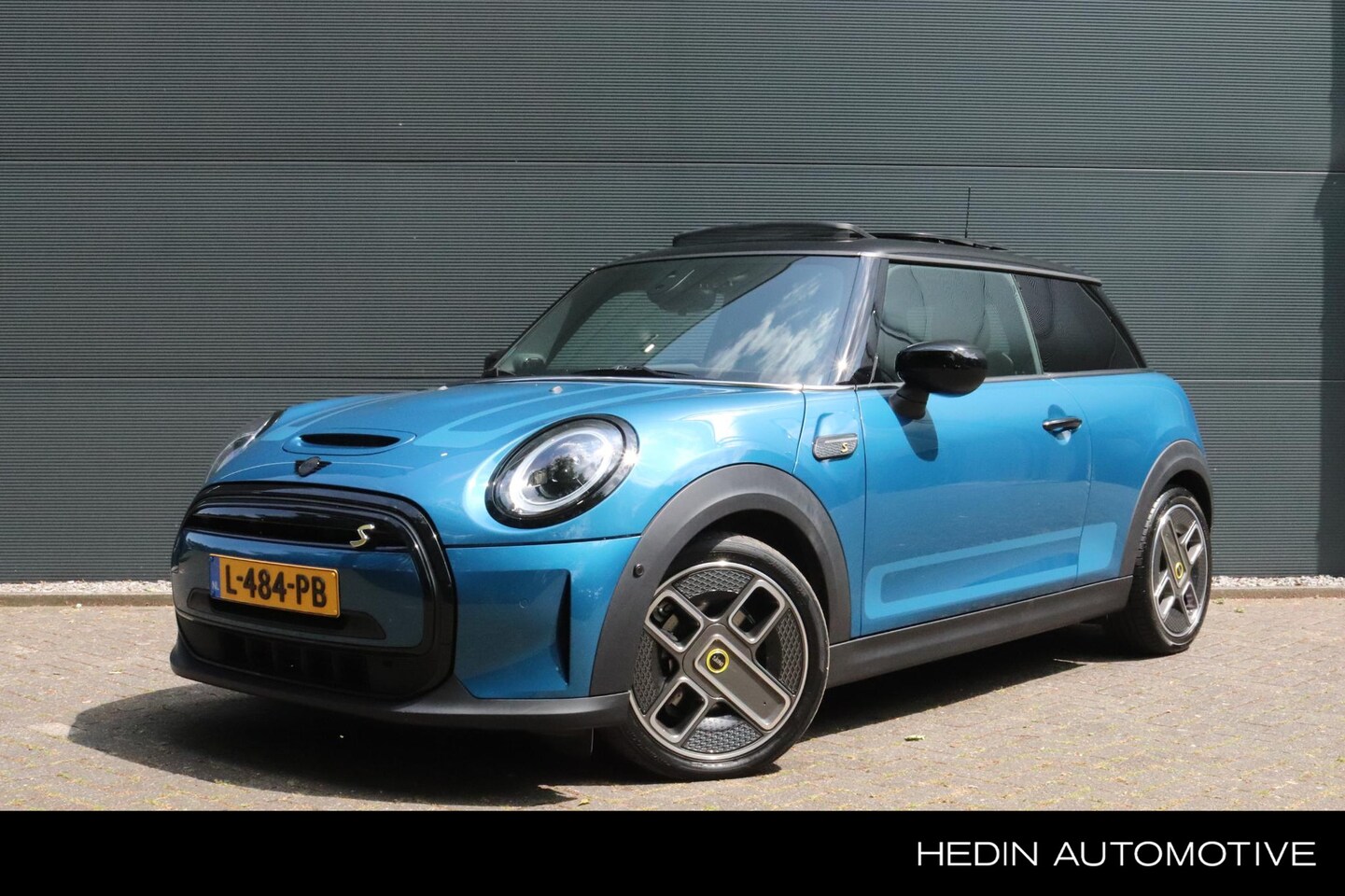 MINI Mini-Electric - MINI Electric Collection 33 kWh | Panoramadak | Harman Kardon | Head-up Display | - AutoWereld.nl