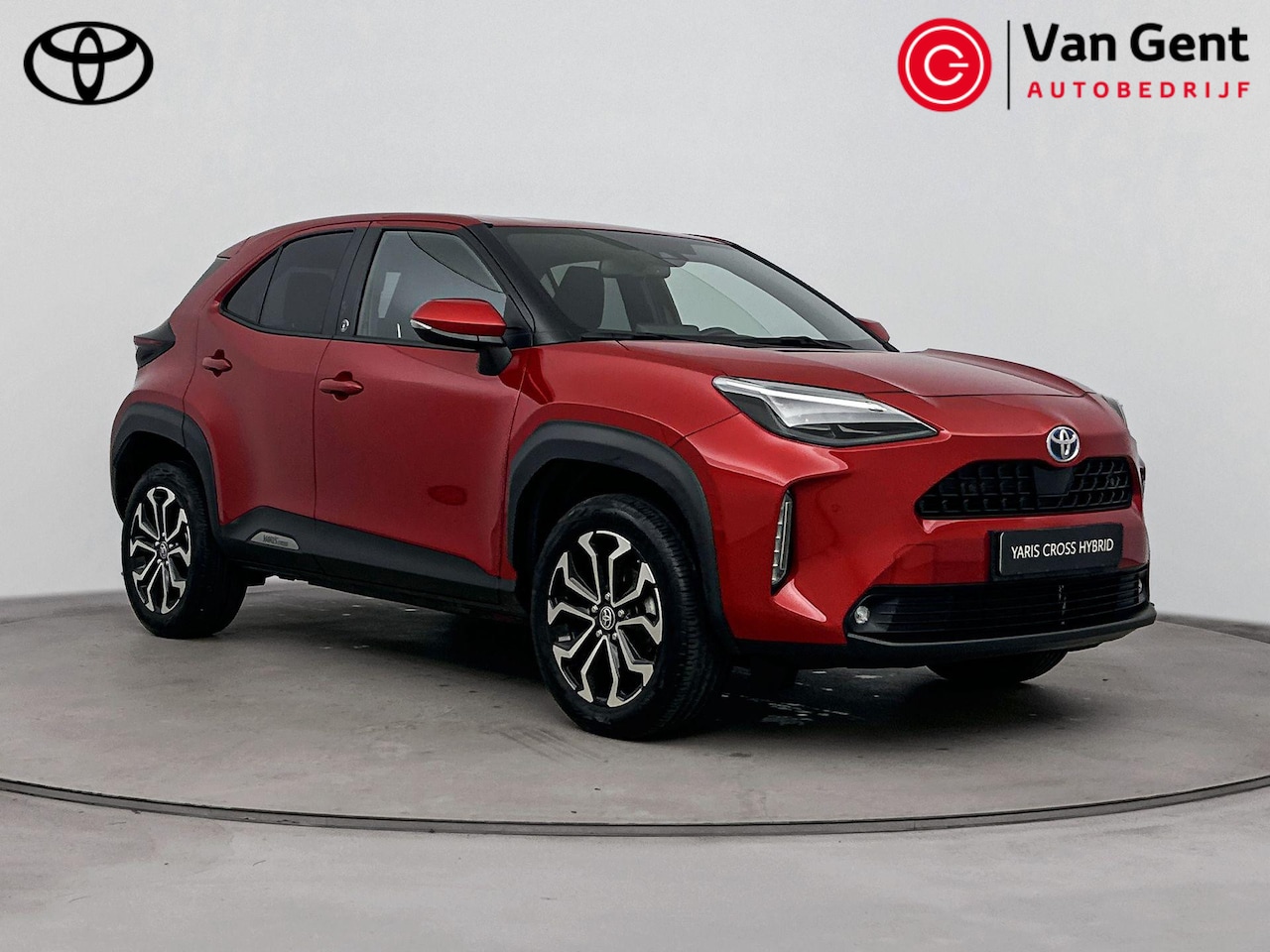 Toyota Yaris Cross - 1.5 Hybrid First Edition | Stoelverwarming | Navigatie - AutoWereld.nl