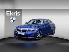 BMW 3-serie - 318i Business Edition Plus M-Sportpakket | 19inch | Laserlight | Lederen Bekleding