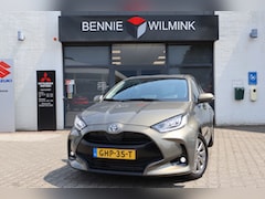 Toyota Yaris - 1.5 VVT-i Dynamic Trekhaak/Head-up/Stuur/Stoelverwarming
