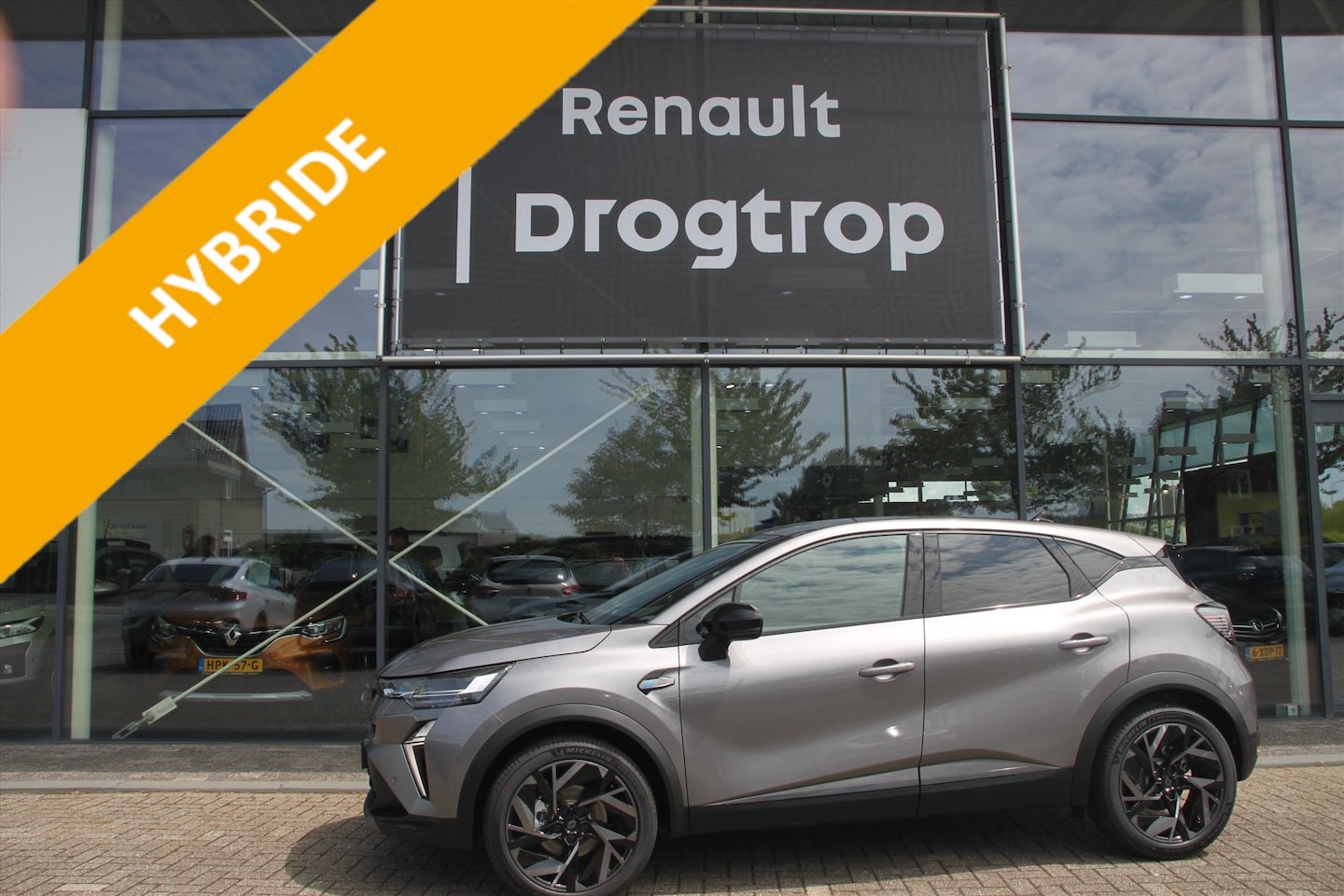 Renault Captur - 145PK-ESPRIT ALPINE-HYBRID-NORM.PRIJS €.37.450,= - AutoWereld.nl