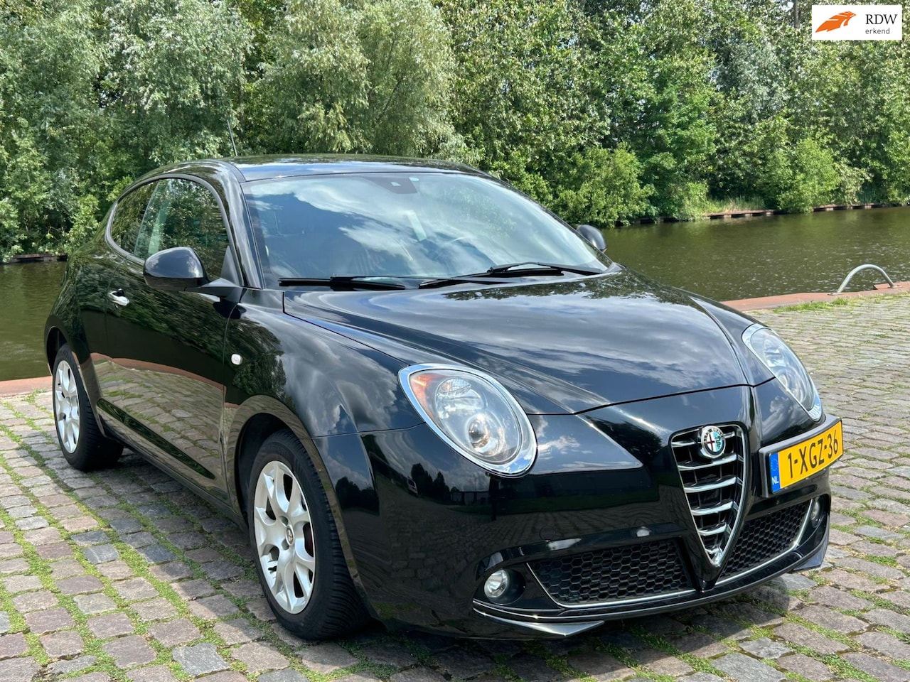 Alfa Romeo MiTo - 0.9 TwinAir Esclusivo airco leerbekeleding elektrische ramen cv op afs - AutoWereld.nl