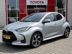 Toyota Yaris - HYBRID 115 DYNAMIC STOEL/STUURVERW APPLE/ANDROID LED 16" LM-VELGEN CLIMA AD-CRUISE