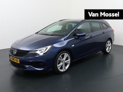 Opel Astra Sports Tourer - 1.2 Elegance | Navigatie | Parkeer camera | Alcantara | Bose