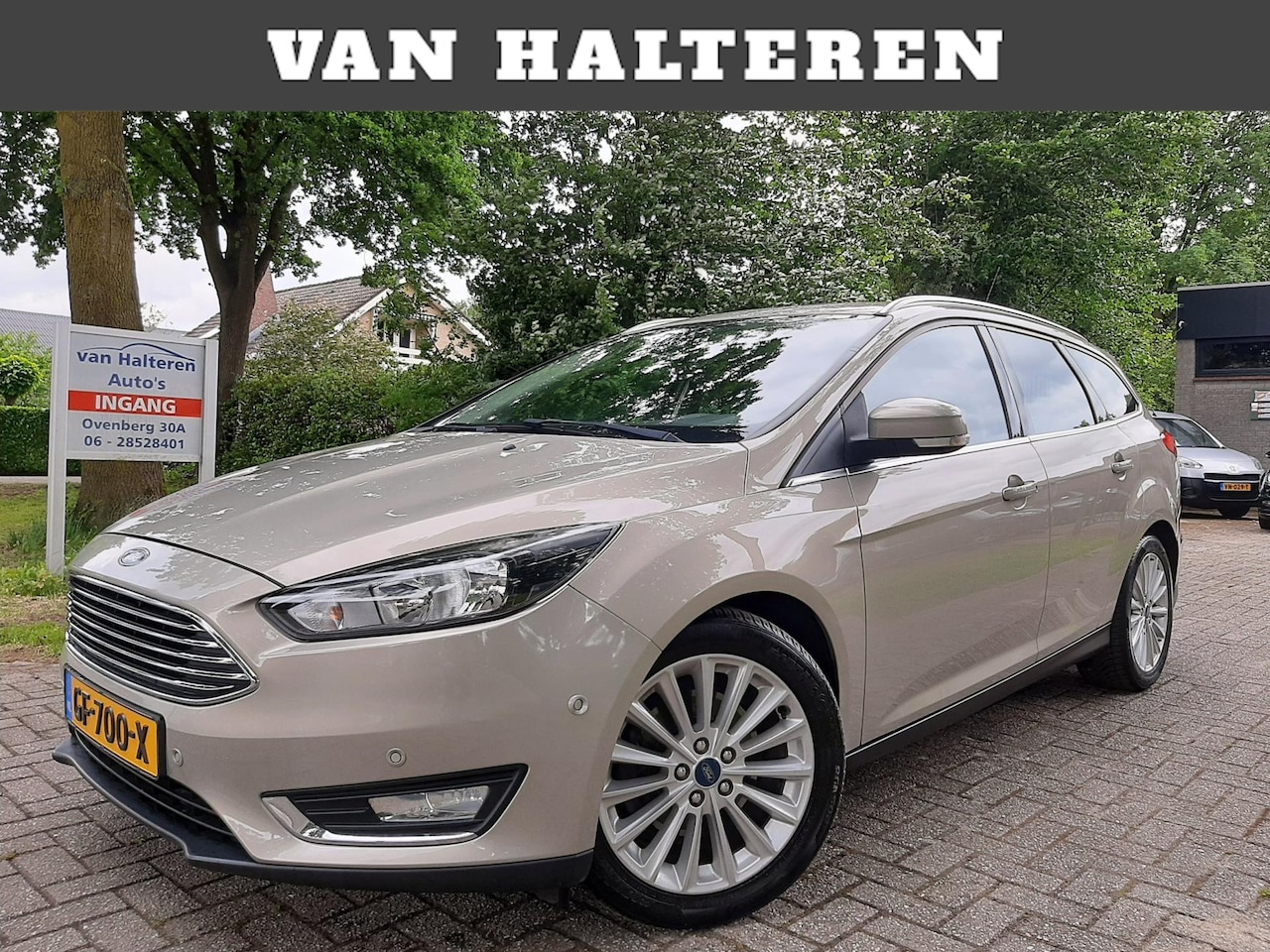 Ford Focus Wagon - 1.5 Titanium Edition Airco/Clima Automaat - AutoWereld.nl