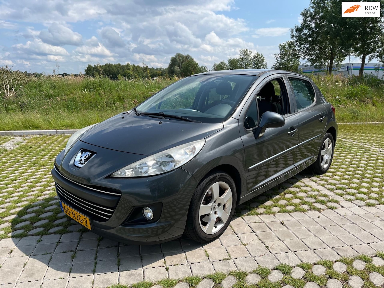 Peugeot 207 - 1.6 VTi XS 1.6 VTi XS - AutoWereld.nl