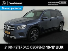 Mercedes-Benz GLB - 180 Business Line 7p. / Parkeercamera / Stoelverwarming / Trekhaak / Privacy Glass / 7 Per