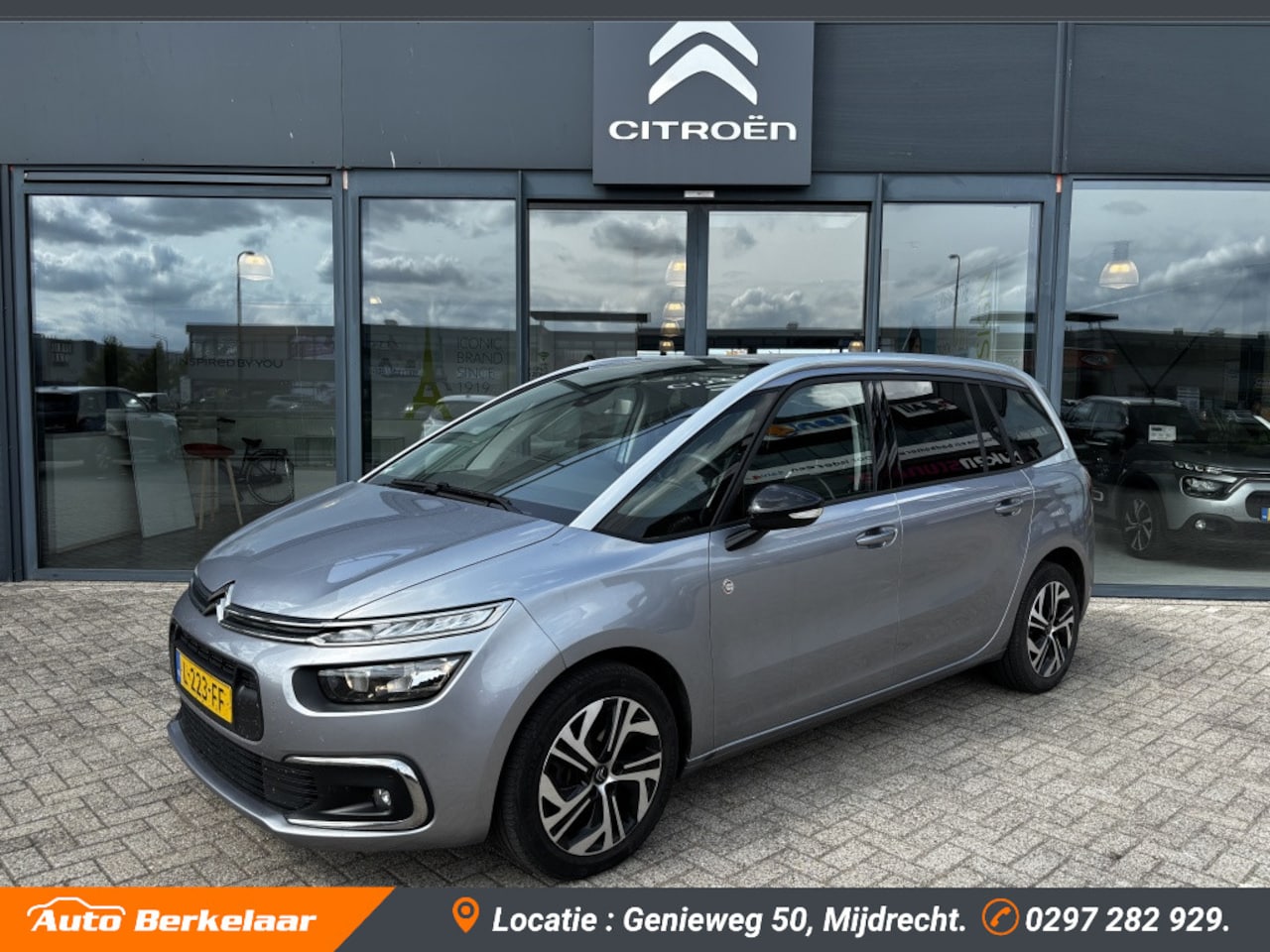 Citroën Grand C4 SpaceTourer - 1.2 PureTech. C-Series | Trekhaak | - AutoWereld.nl