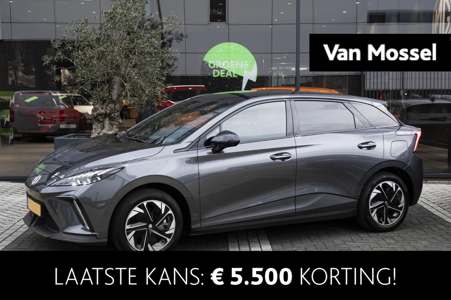 MG 4 - MG4 Standard 51 kWh | Korting tot € 7.000,- | 350 km WLTP | Voorraaddeal nu vanaf € 26.600 - AutoWereld.nl