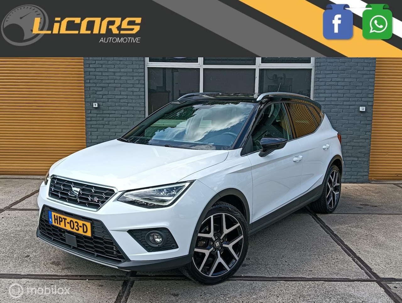 Seat Arona - 1.0 TSI FR 18inch/camera/CarPlay/leder/4seiz.banden - AutoWereld.nl