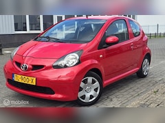 Toyota Aygo - 1.0-12V +/EleckRamen/AUX/APK