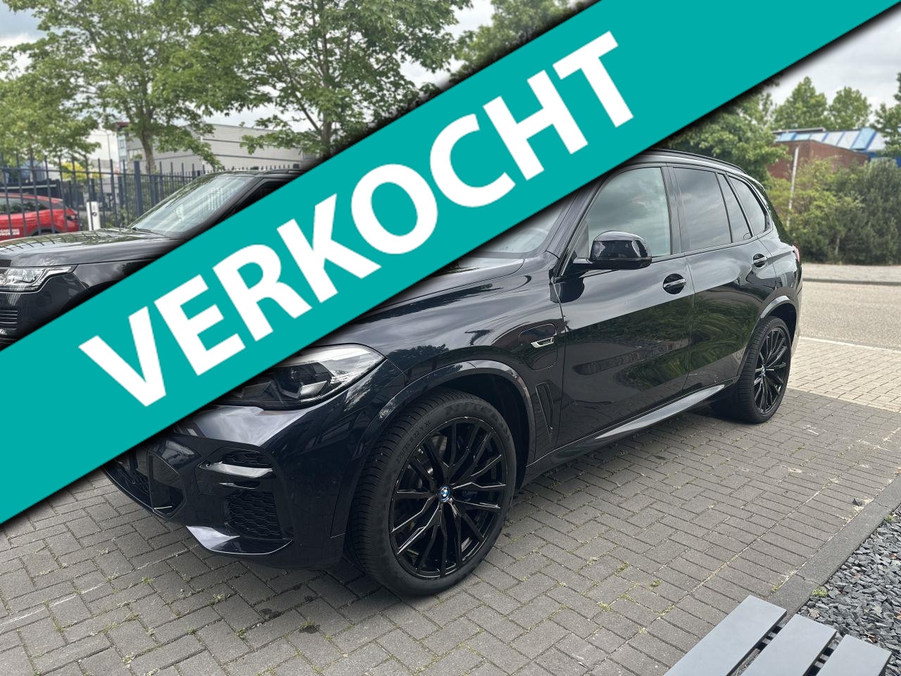 BMW X5 - High Exe /45e PANO/M-sport/Luchtvering/360/ - AutoWereld.nl