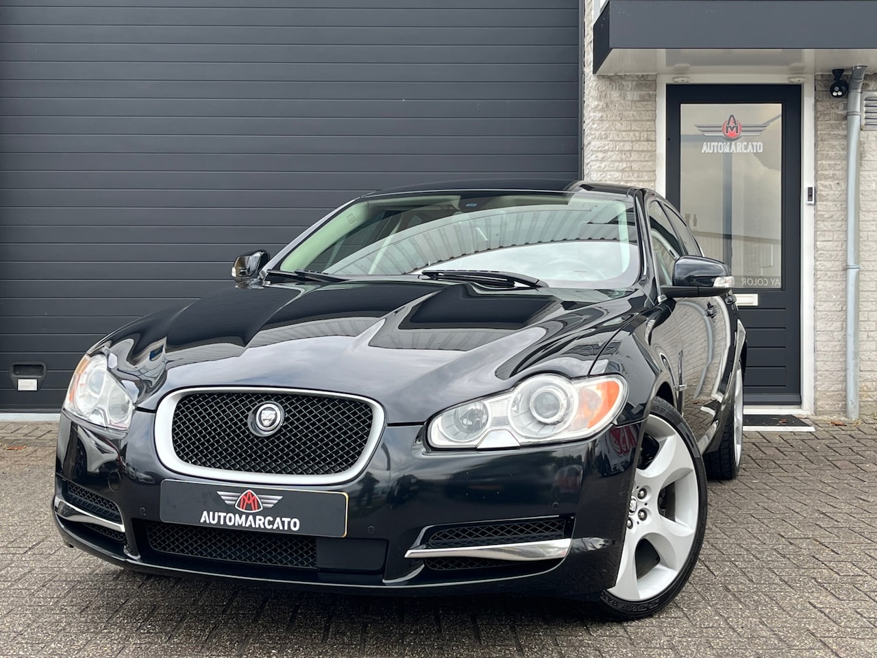 Jaguar XF - 4.2 V8 SV8 Supercharged | 417pk | Uniek | YoungTimer | Navi | Xenon | Leder | Orig. Nederl - AutoWereld.nl