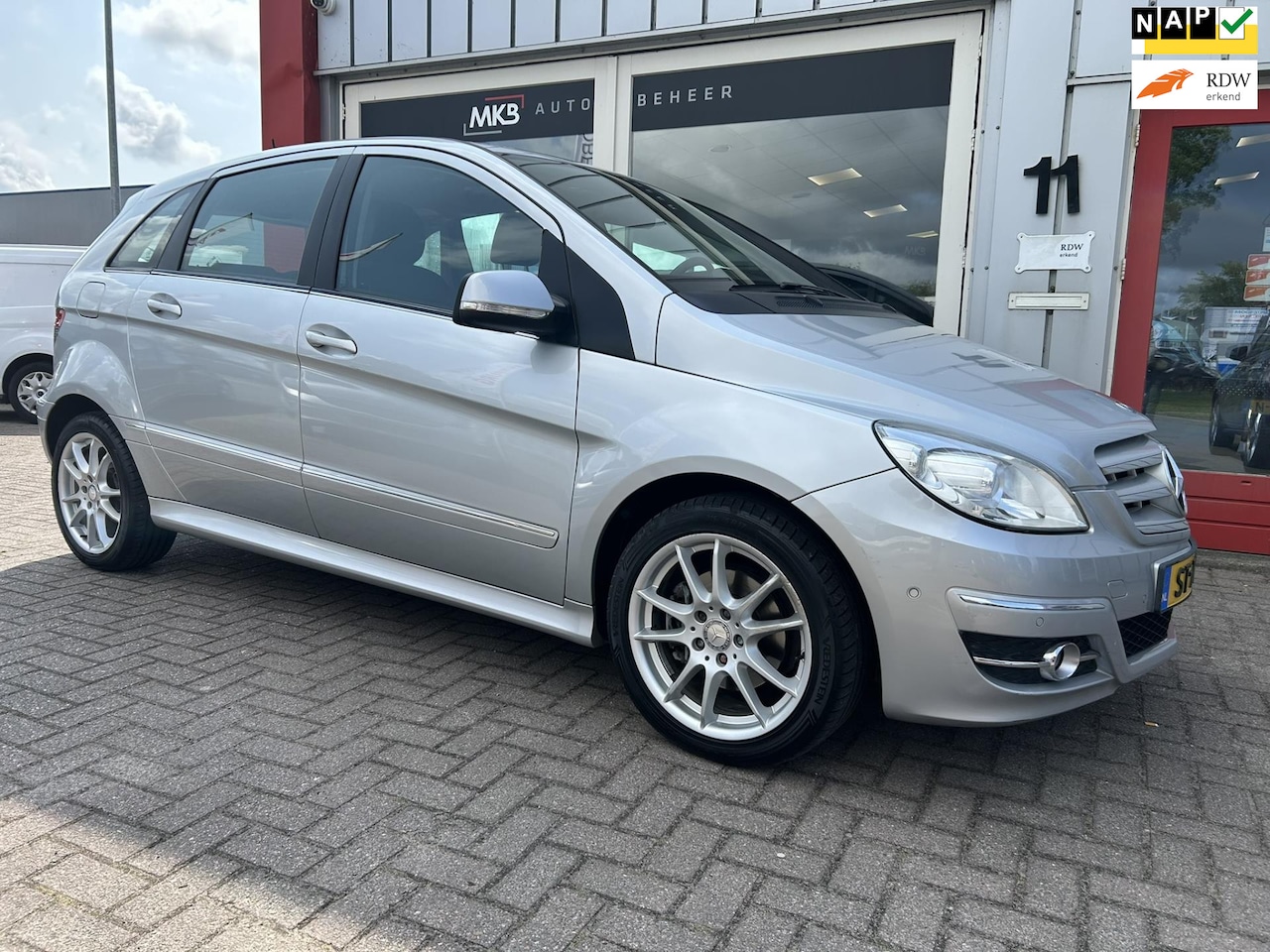 Mercedes-Benz B-klasse - 200 AUTOMAAT Airco/CruiseControl/PDC - AutoWereld.nl