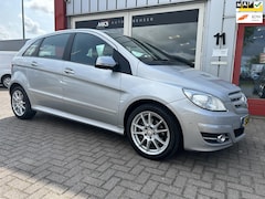 Mercedes-Benz B-klasse - 200 AUTOMAAT Airco/CruiseControl/PDC