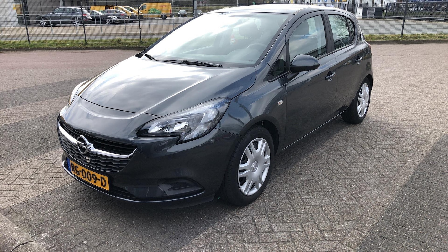 Opel Corsa - 1.4 Edition | Airco | Trekhaak | Cruise Control | - AutoWereld.nl