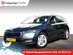 Skoda Octavia Combi - 1.0 TSI Business Edition Camera/ Navigatie/ Carplay/ Climate control/ Cruise control/ Elek